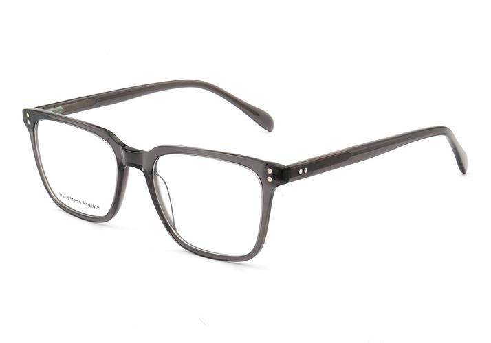 从原先50平米的小型oem工厂逐步发展成为集眼镜光学研发,生产及销售于